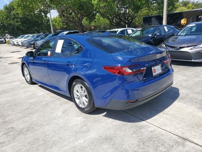 2025 Toyota Camry LE