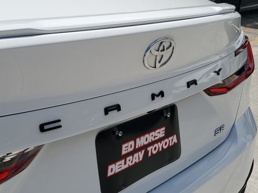 2025 Toyota Camry SE