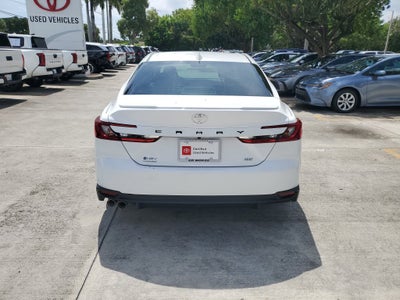2025 Toyota Camry SE