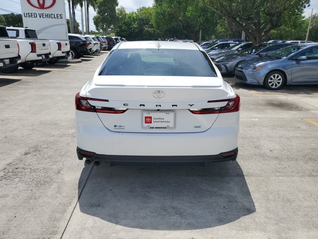 2025 Toyota Camry SE