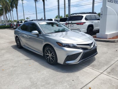 2024 Toyota Camry SE