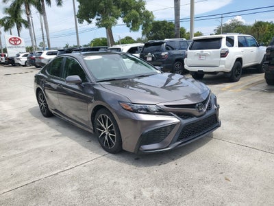 2024 Toyota Camry SE