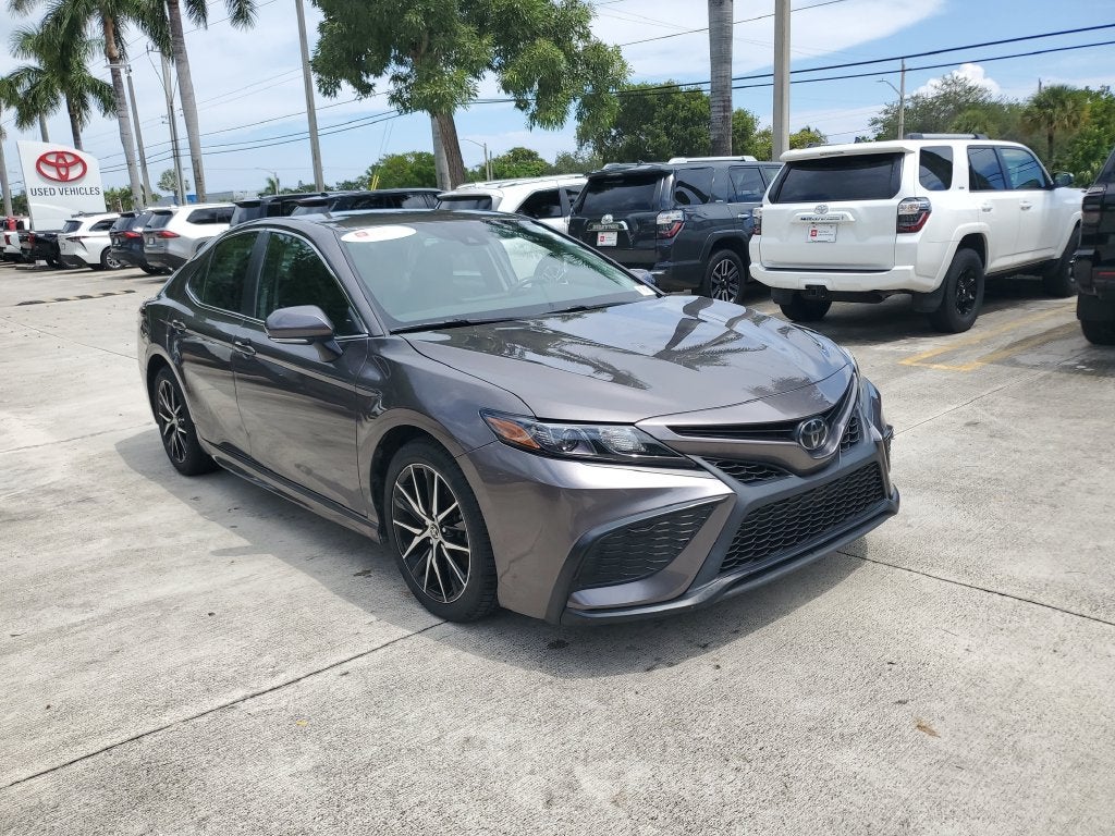 2024 Toyota Camry SE