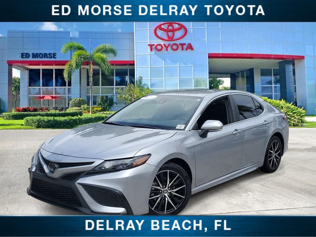 2024 Toyota Camry SE