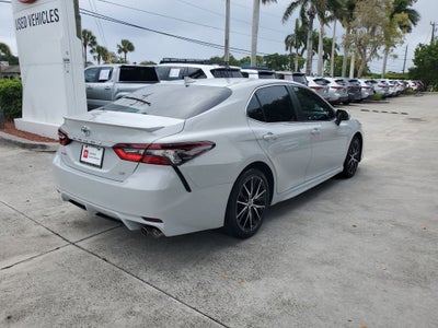 2024 Toyota Camry SE