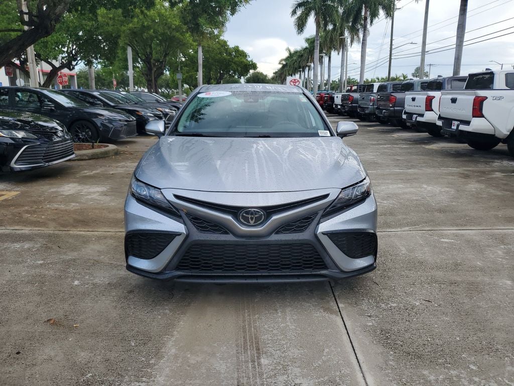 2024 Toyota Camry SE