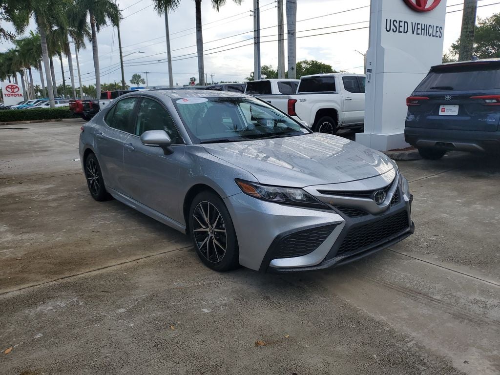 2024 Toyota Camry SE