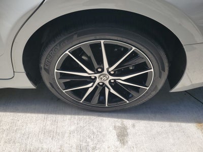 2024 Toyota Camry Hybrid SE