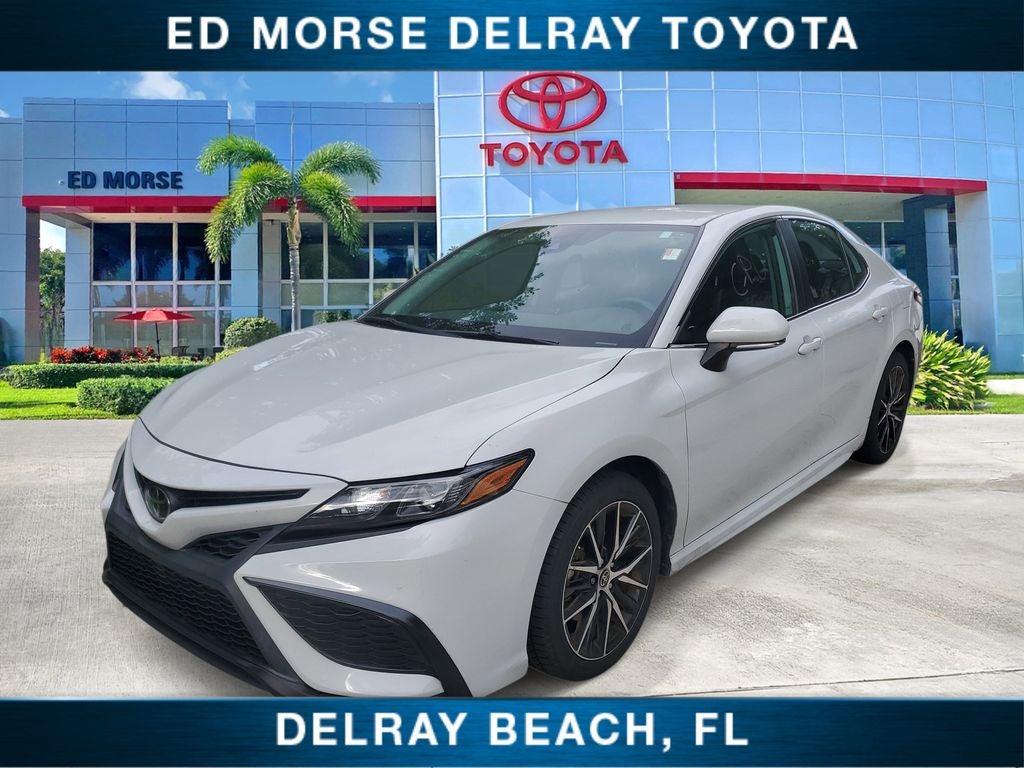2023 Toyota Camry SE