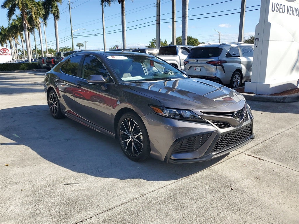 2024 Toyota Camry SE