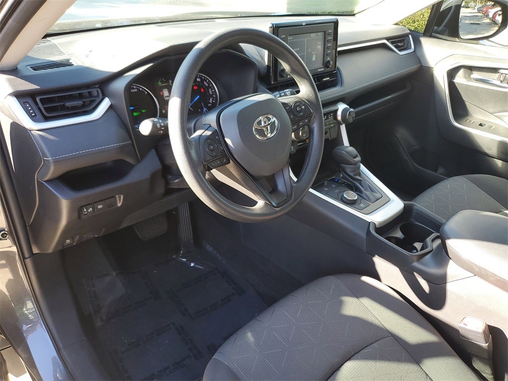 2021 Toyota RAV4 Hybrid XLE