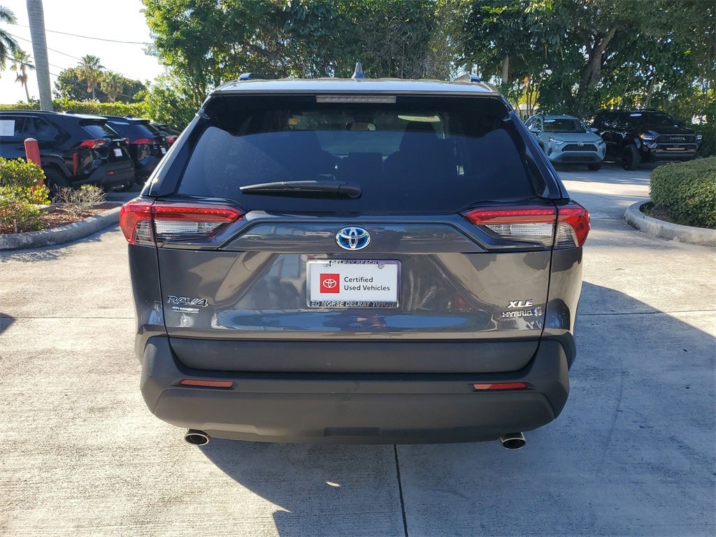 2021 Toyota RAV4 Hybrid XLE