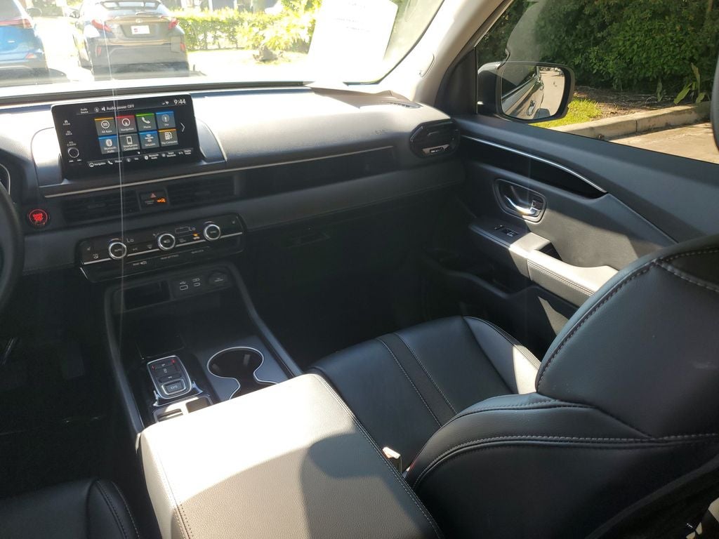 2025 Honda Pilot Touring