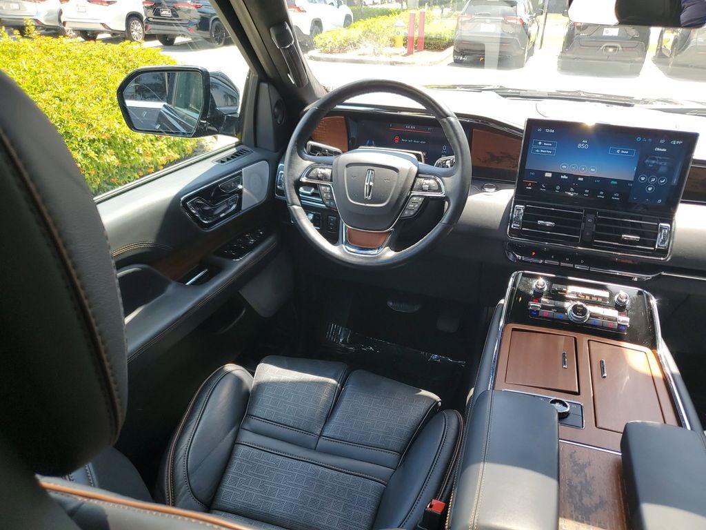 2024 Lincoln Navigator L Black Label