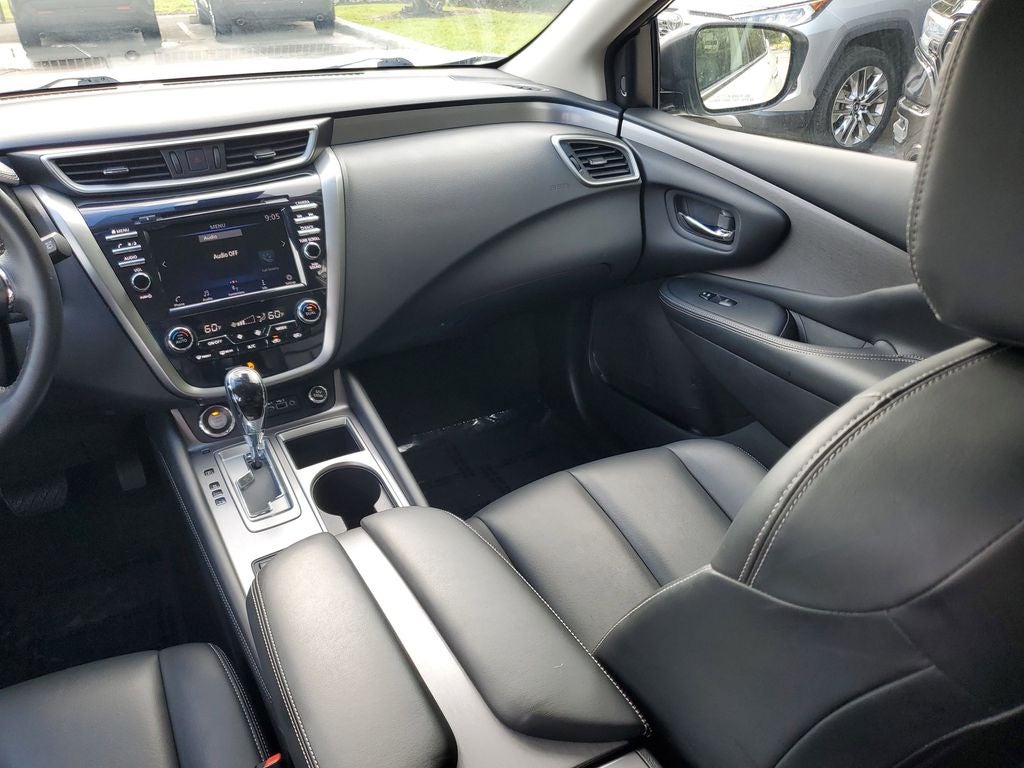 2023 Nissan Murano SV