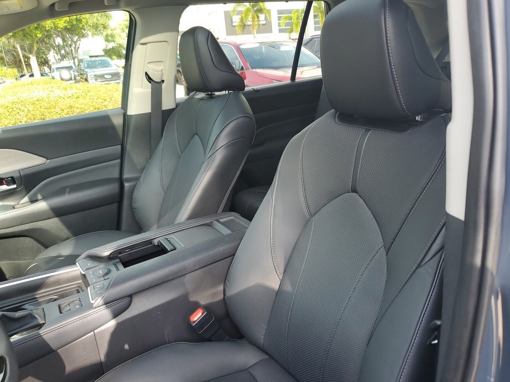 2025 Toyota Grand Highlander Limited