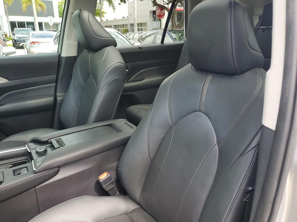 2024 Toyota Grand Highlander Platinum