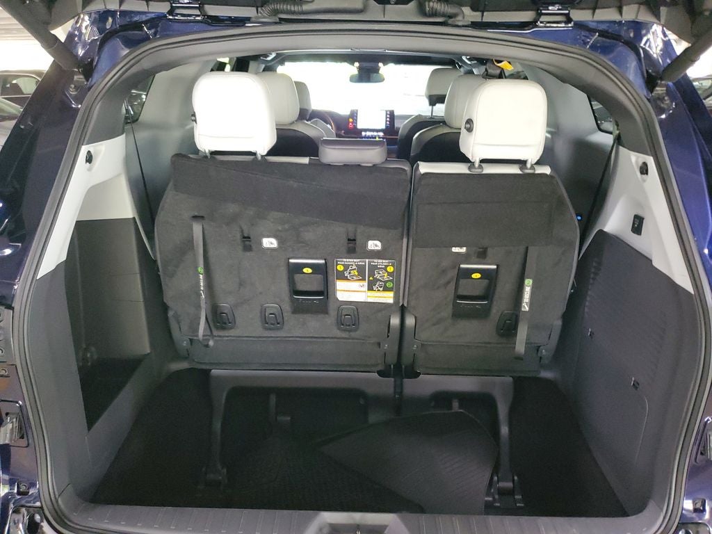 2023 Toyota Sienna XSE 7 Passenger