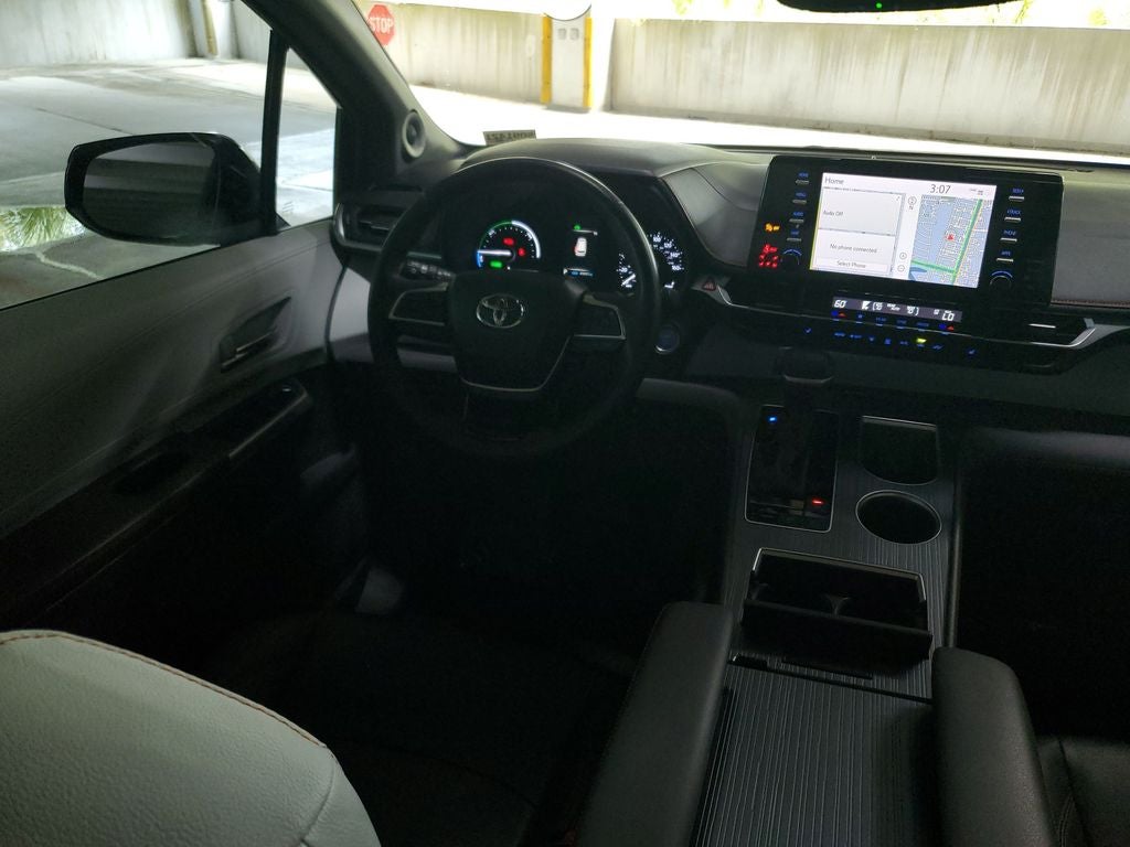 2023 Toyota Sienna XSE 7 Passenger