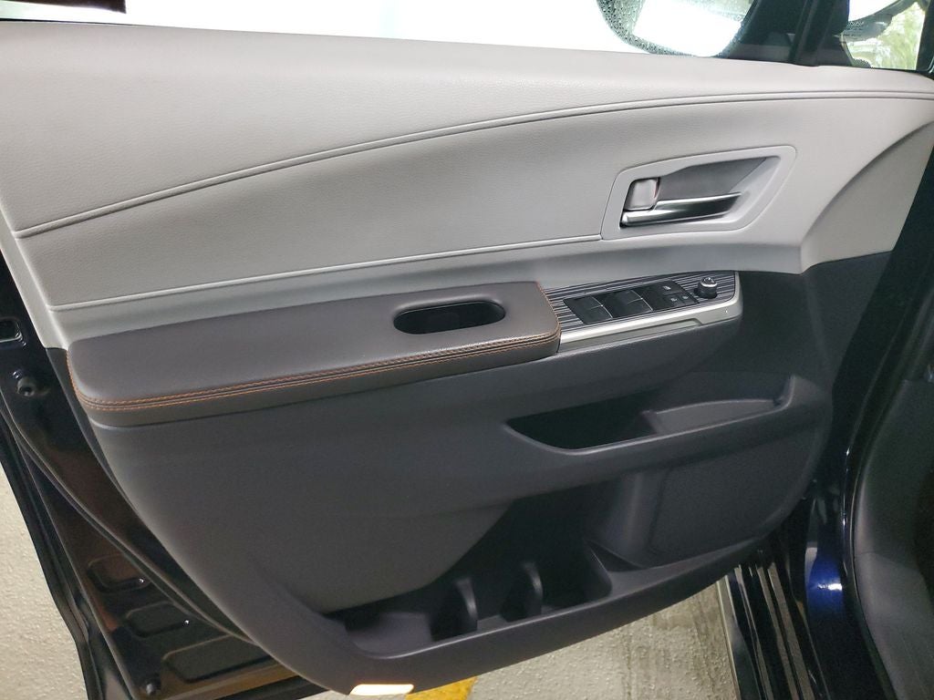 2023 Toyota Sienna XSE 7 Passenger