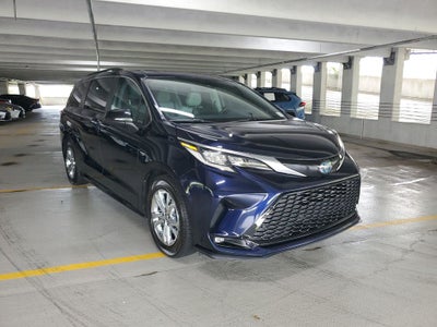 2023 Toyota Sienna XSE 7 Passenger