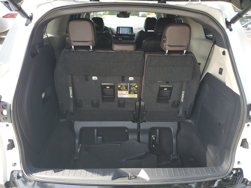 2023 Toyota Sienna Platinum 7 Passenger