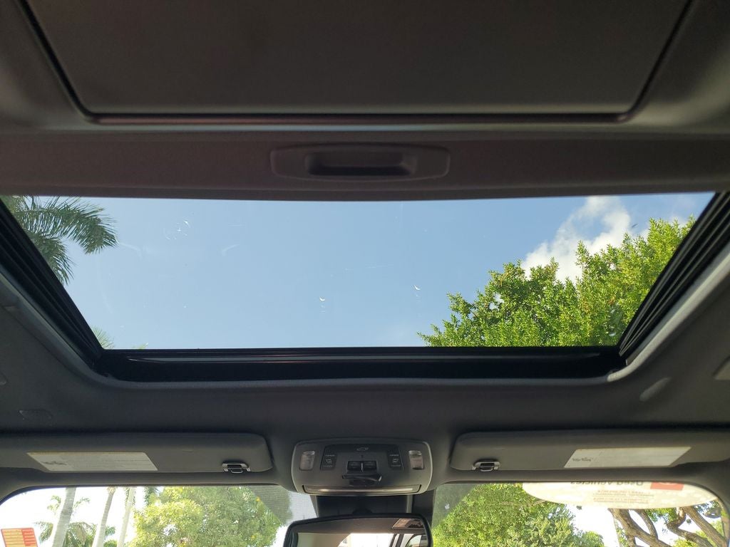2023 Toyota Sienna Platinum 7 Passenger