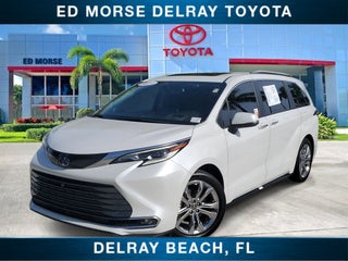 2023 Toyota Sienna Platinum 7 Passenger