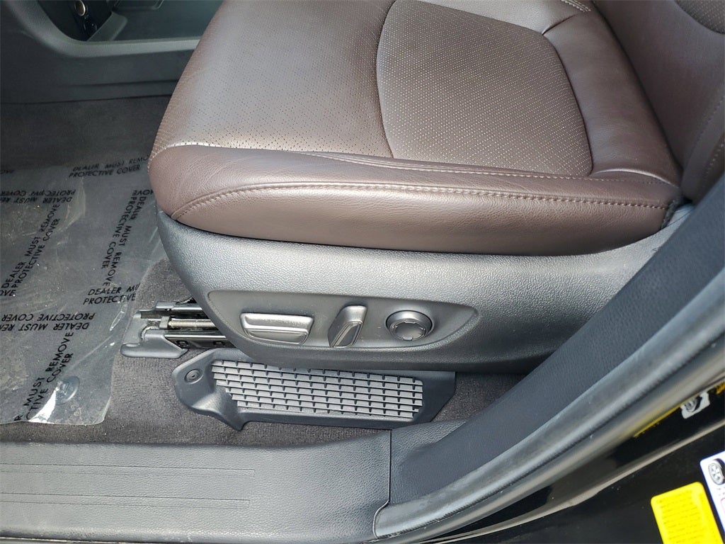 2024 Toyota Sienna Platinum 7 Passenger