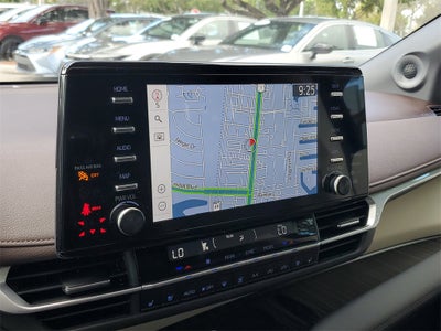 2024 Toyota Sienna Platinum 7 Passenger