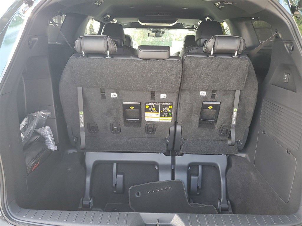 2026 Toyota Sienna Platinum 7 Passenger