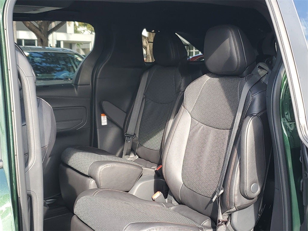2026 Toyota Sienna Platinum 7 Passenger