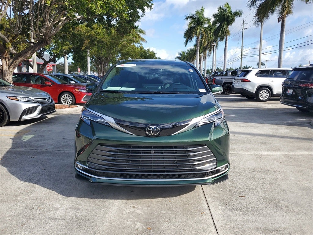 2026 Toyota Sienna Platinum 7 Passenger