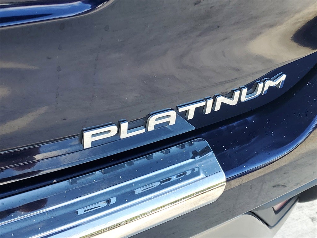 2021 Toyota Highlander Hybrid Platinum