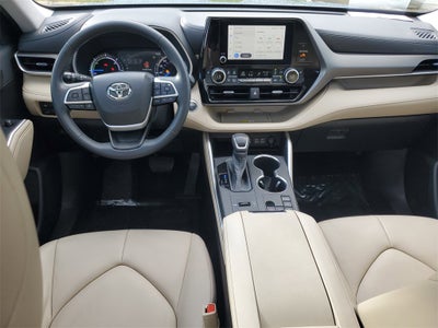 2023 Toyota Highlander Hybrid XLE