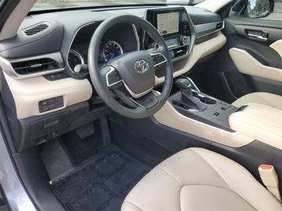 2023 Toyota Highlander Hybrid XLE