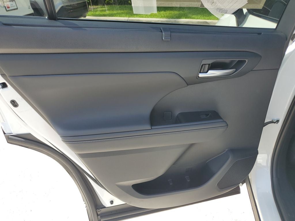 2026 Toyota Highlander Hybrid XLE