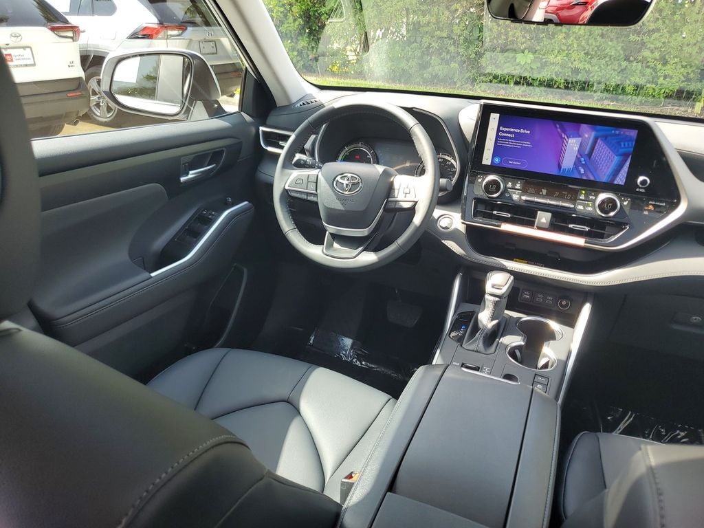 2026 Toyota Highlander Hybrid XLE