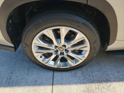 2023 Toyota Highlander Limited