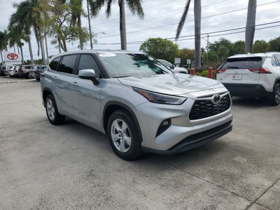 2023 Toyota Highlander LE