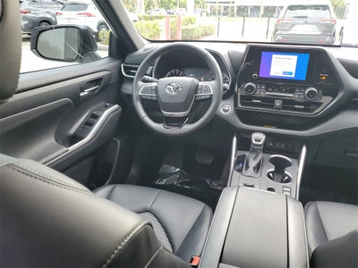 2024 Toyota Highlander XSE