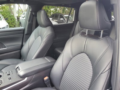 2024 Toyota Highlander XSE