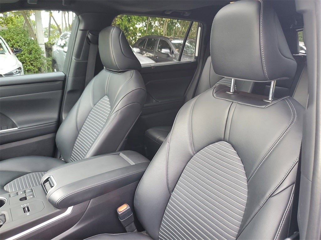 2024 Toyota Highlander XSE