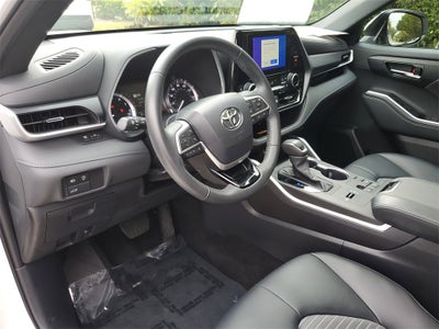 2024 Toyota Highlander XSE
