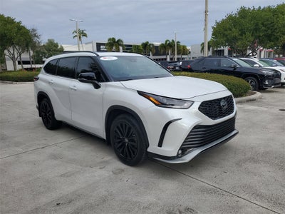 2024 Toyota Highlander XSE
