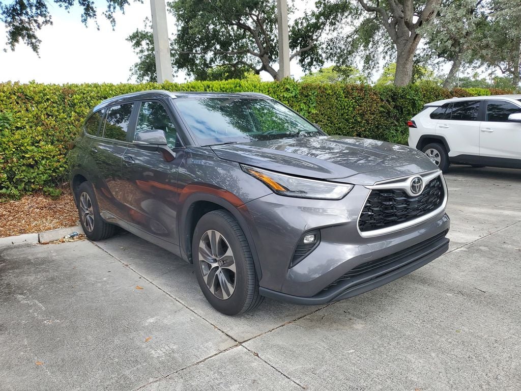 2024 Toyota Highlander XLE