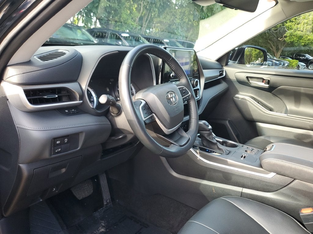 2024 Toyota Highlander XLE