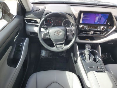 2023 Toyota Highlander XLE