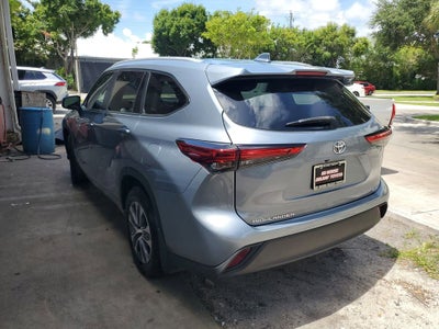 2023 Toyota Highlander XLE