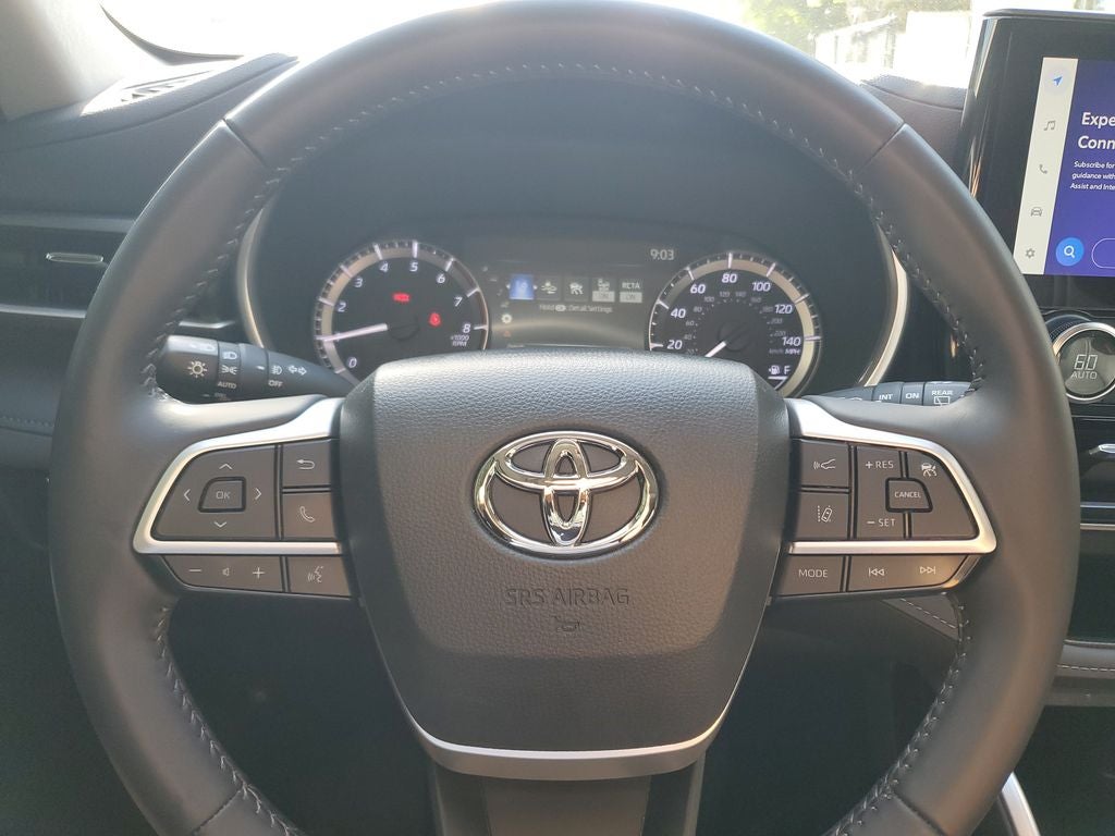 2024 Toyota Highlander XLE